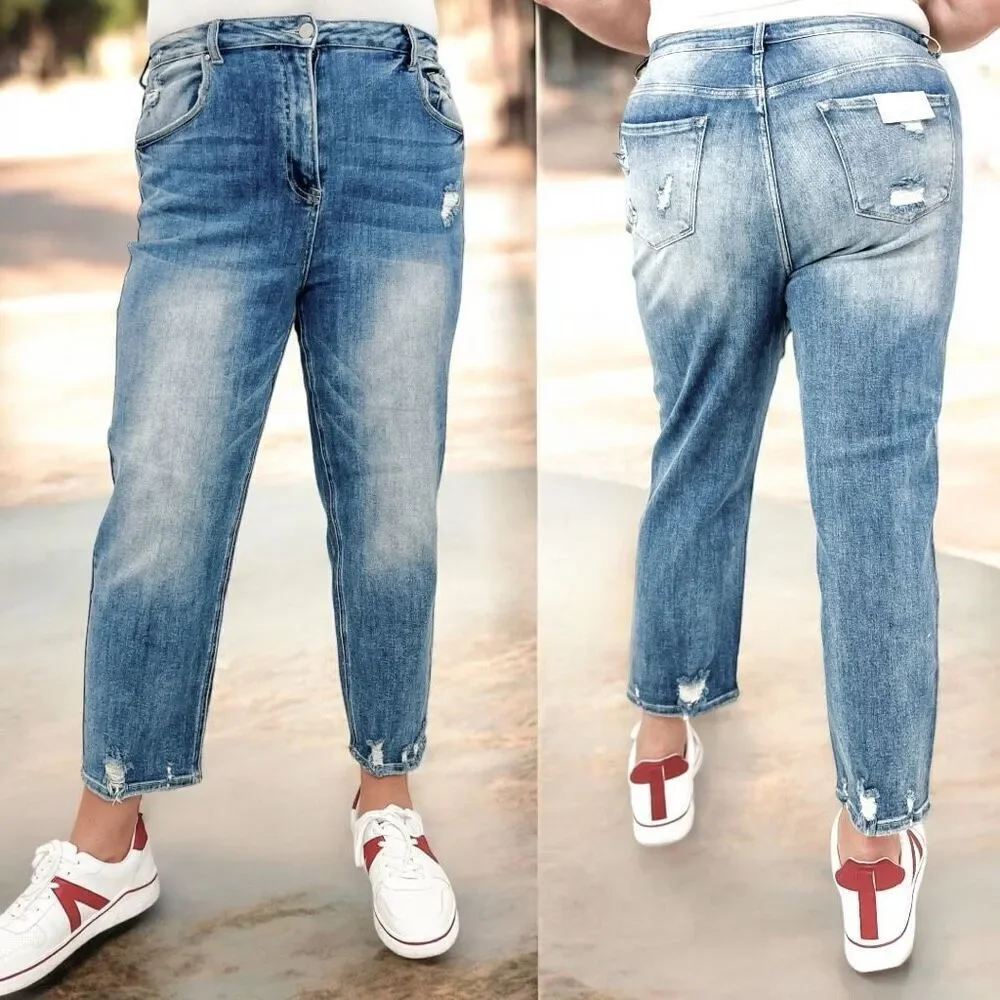 Risen High Rise Boyfriend Jeans Size 1XL - Picture 2 of 16